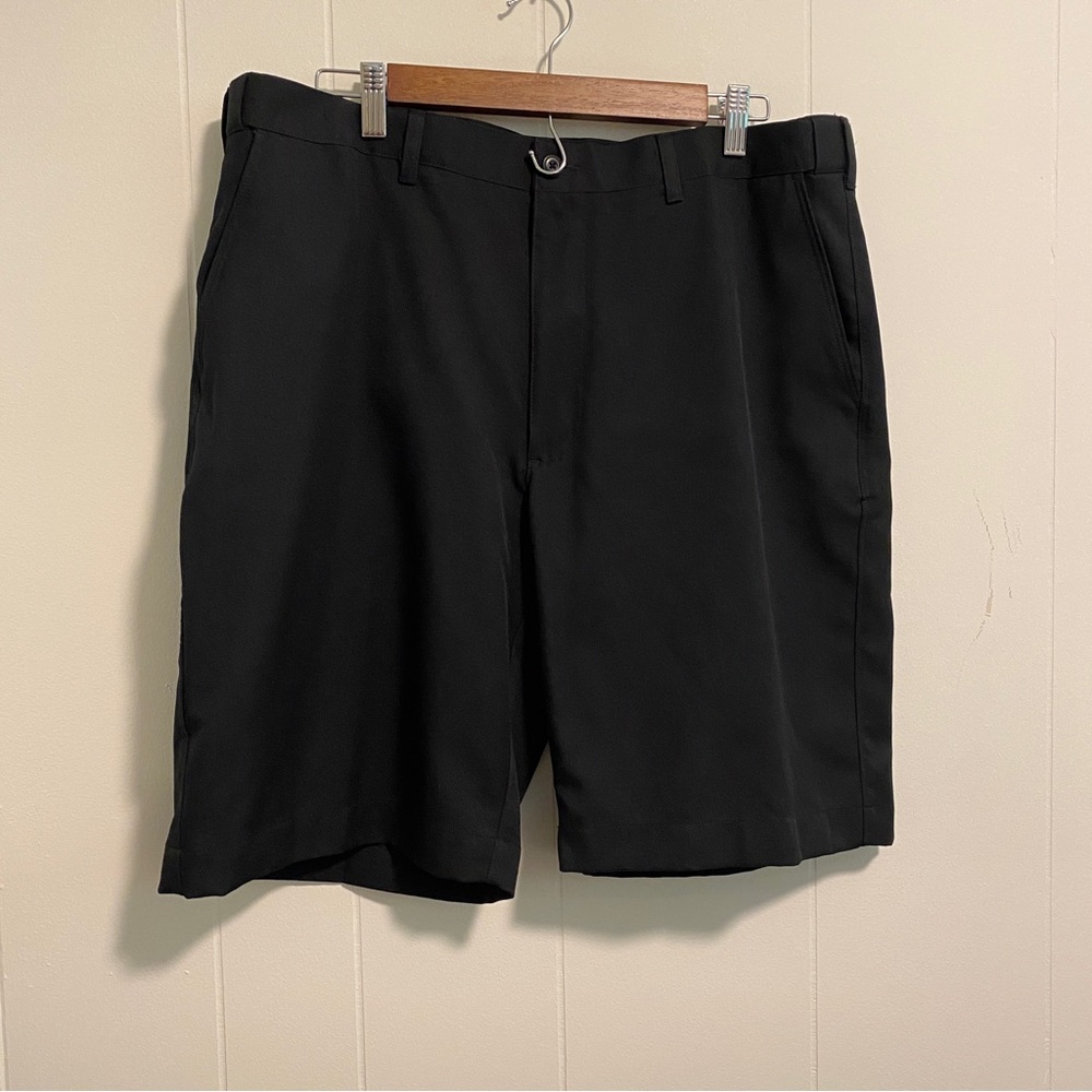 PGA Tour Golf Shorts for Men.  Black.  Size 36